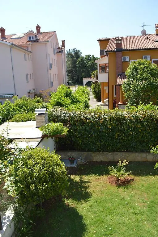Apartment Bozac Ровинь